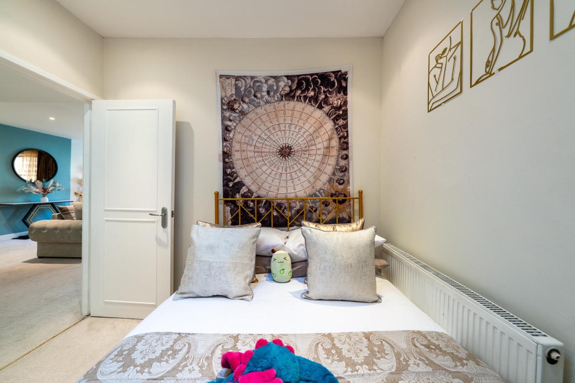 Villa Grand 200 Sqm 3-bedroom *